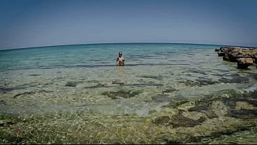 REAL LIFE UNTERWASSERSEX IM MEER?! PRIVATE URLAUBS-PUSSY BESAMUNG!
