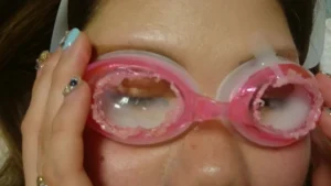 cum in eye