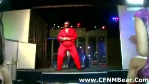 Male stripper sucked by CFNM party girl until he cums – Pur